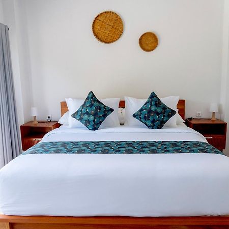 Bisbis House Iseh Village Selat Екстериор снимка