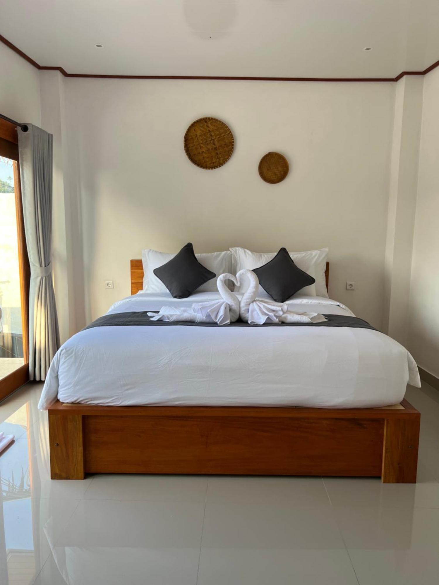 Bisbis House Iseh Village Selat Екстериор снимка